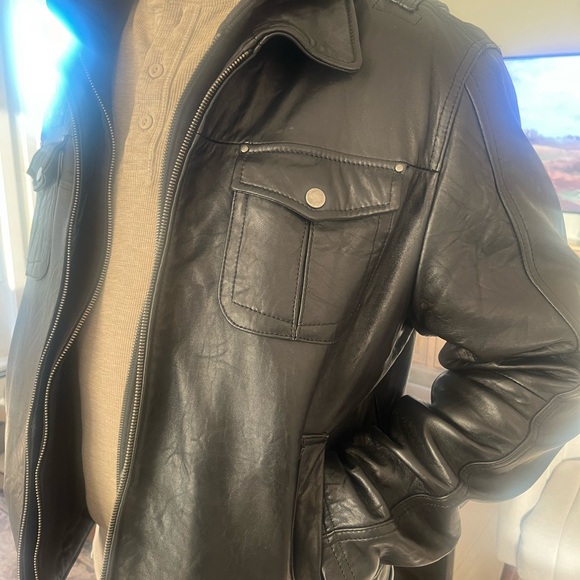 Men's Black Leather Jacket Bod Christenson - Picture 6 of 9